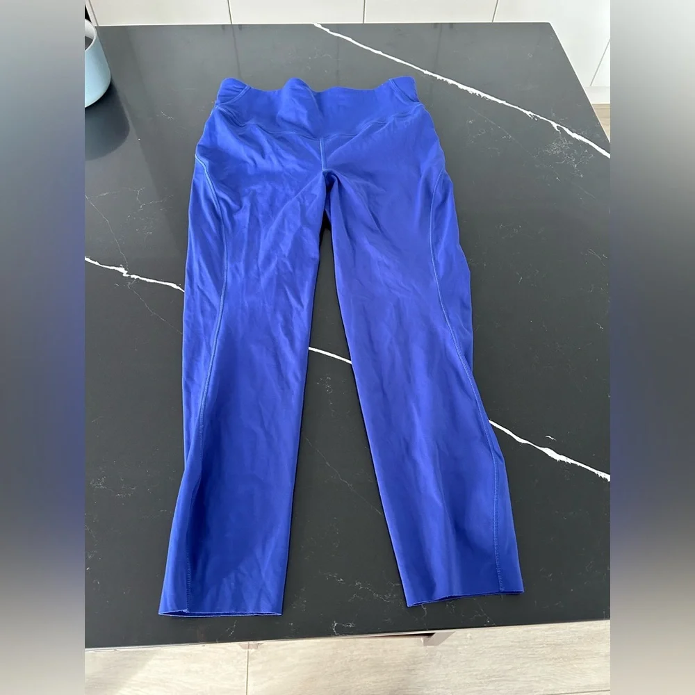 Lululemon Base Pace HR Crop 23 Psychic Blue Running Leggings Nulux - Picture 2 of 5